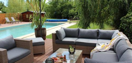 Cottage pour 2 personnes, avec piscine ainsi que jardin et vue à Saint-Victor-de-Malcap