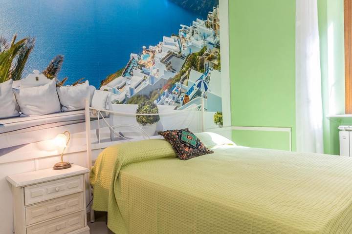 Ferienhaus für 3 Personen, mit Whirlpool und Garten sowie Pool und Ausblick