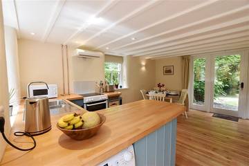 Cottage for 4 People in Pembrokeshire, South-Wales, Photo 2