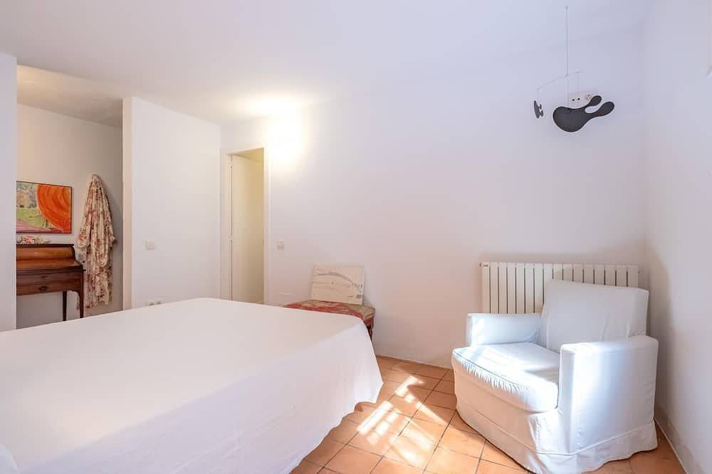 Costabravaforrent Llimona in Sant Martí d'Empúries, l'Escala