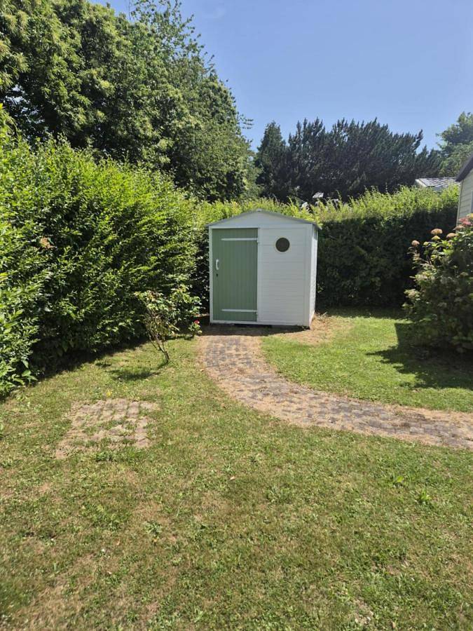 Location de vacances pour 4 personnes, avec terrasse et jardin à Bec-de-Mortagne - 2