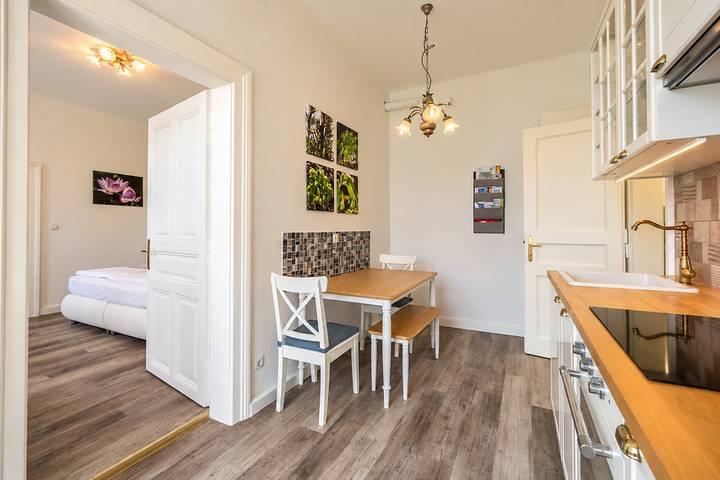 Ganze Wohnung, Albizia Apartments - Zuhause auf Reisen - Apartment Katja in Baden bei Wien, Wienerwald