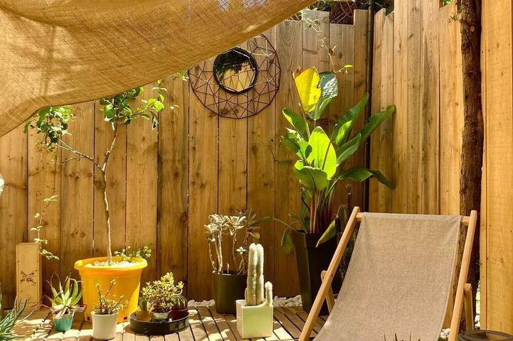 Appartement de vacances pour 4 personnes, avec terrasse et jardin à Valbonne