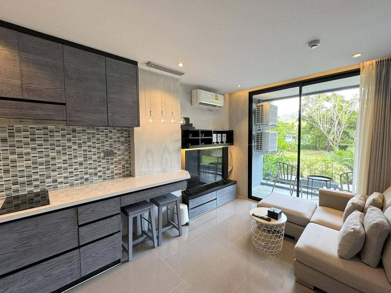 Entire apartment, Stylish Kamala apartment at Citygate P109 in Kamala Beach, Kamala