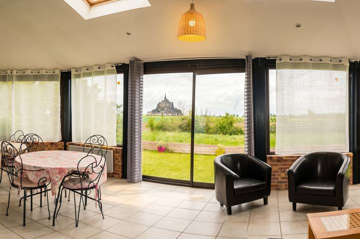 Maison de charme avec jardin à Courtils, proche du Mont Saint-Michel in Courtils, Baie du Mont-Saint-Michel