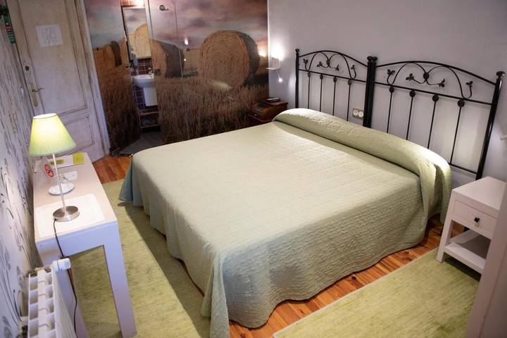 Casa de huéspuedes para 2 personas, con Terraza además de Jardín y Vistas en Arguedas - 2