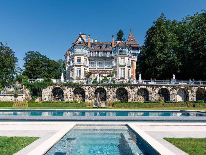 Hôtel pour 2 personnes, avec Jacuzzi et Terrasse ainsi que Jardin et Piscine à Cruseilles