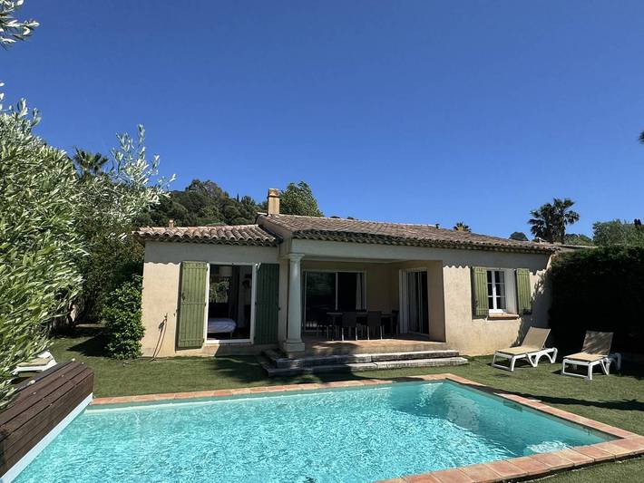 Villa pour 8 personnes, avec jardin à Cavalaire-sur-Mer