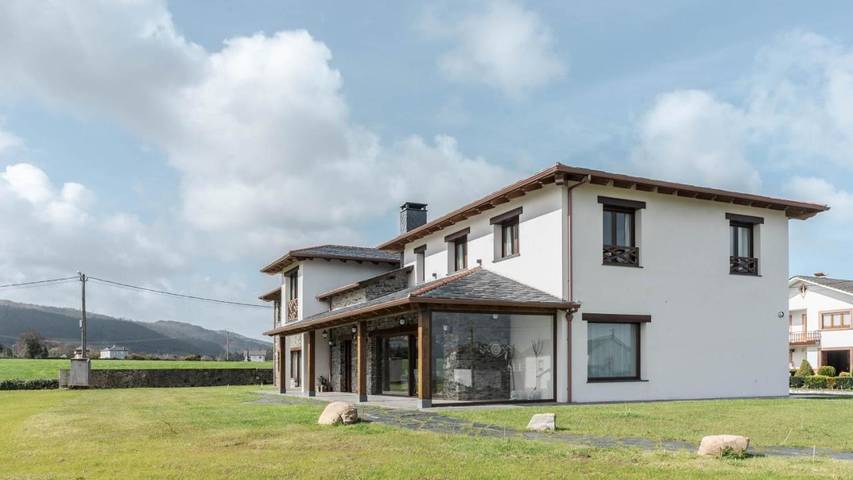 Hotel para 2 personas, con Terraza además de Jardín y Vistas en Valdés 