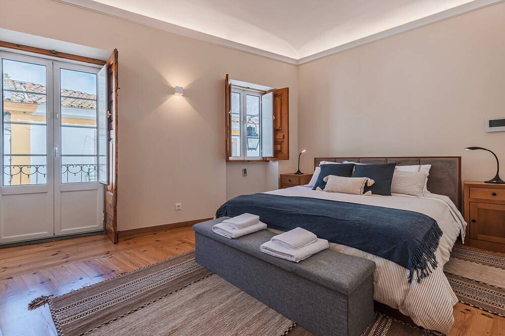 Geheel appartement, Évora townhouse with patio in Évora, Évora District