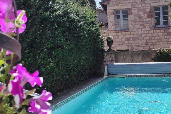Maison de vacances pour 6 personnes, avec jardin et piscine à Castelnau-de-Montmiral