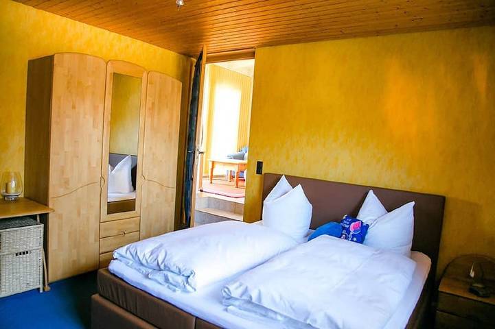 Ferienhaus für 20 Personen, mit Sauna und Garten sowie Balkon in der Fränkische Schweiz - 4