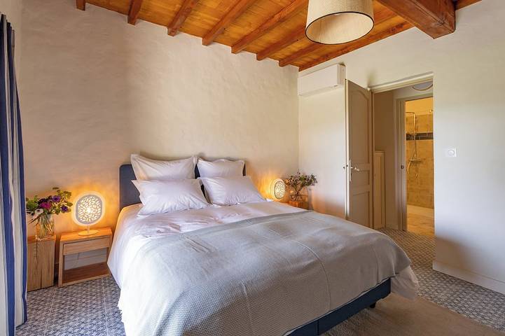 Location de vacances pour 8 personnes, avec terrasse ainsi que jardin et sauna à Marsolan - 4