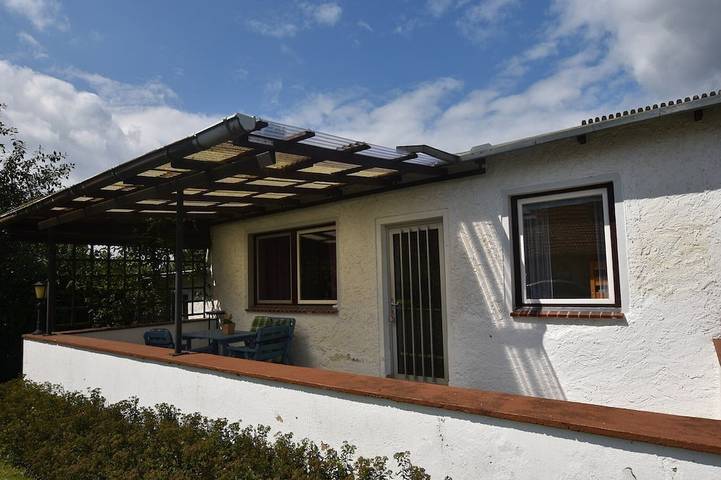 Bungalow für 3 Personen, mit Terrasse und Garten