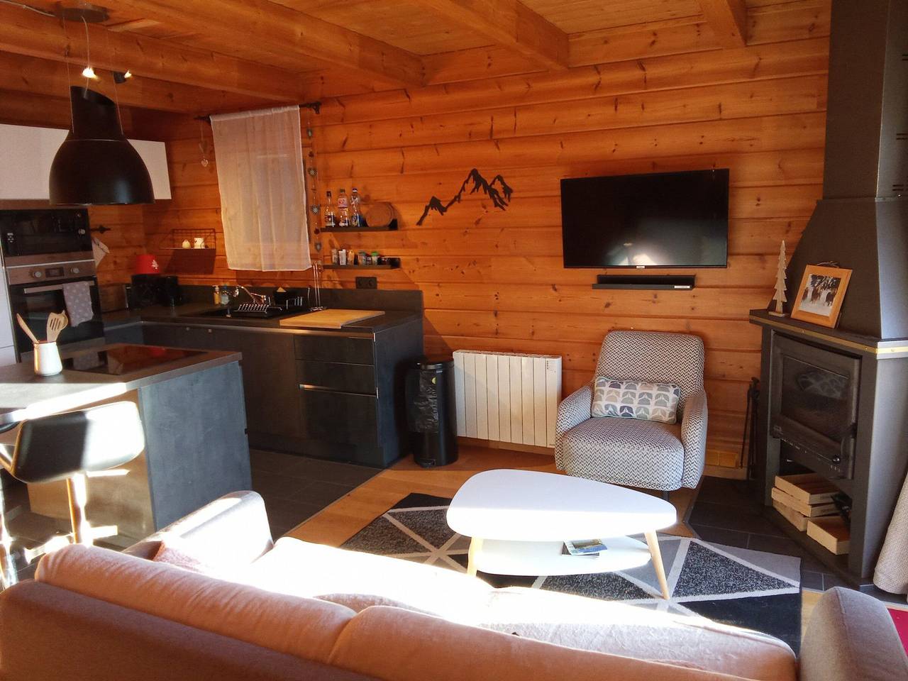 Gemütliches Chalet 8 Personen mit Kamin in La Joue du Loup, Le Dévoluy