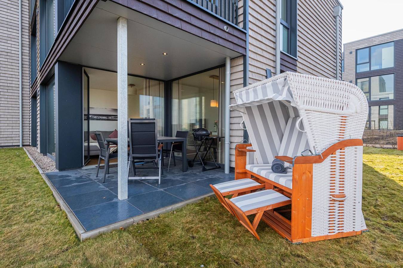 Ganze Wohnung, Hygge – Familienzeit. Sauna. Terrasse mit Meerblick. in Marienleuchte, Fehmarn