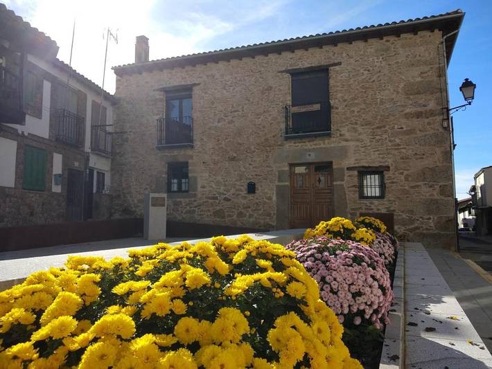 Apartamento para 3 personas, con Balcón además de Terraza y Vistas en El Barco de Ávila