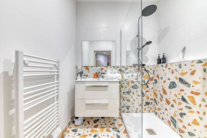 Entire apartment, Cosy Villeurbanne-Lyon Gare Part Dieu in Villeurbanne, Lyon region