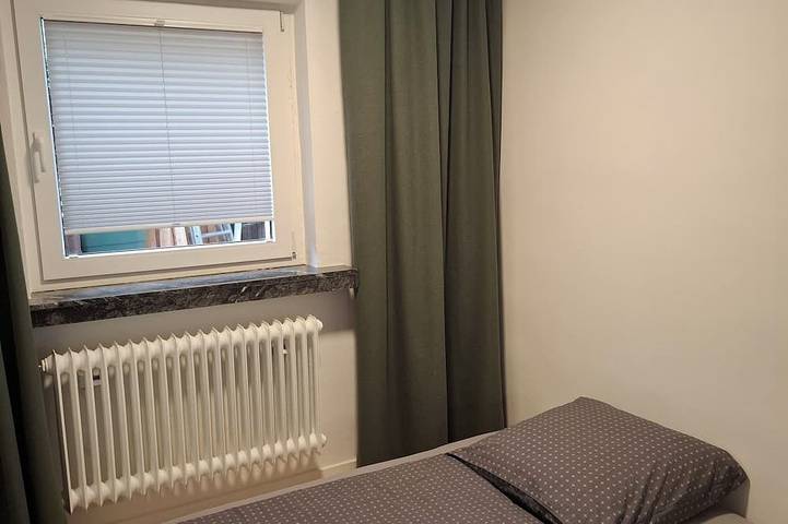 Ganze Wohnung, Flussblick! moderne Ferienwohnung m.Balkon, am Radweg Fulda+Weser in Staufenberg (Niedersachsen), Hessisches Bergland