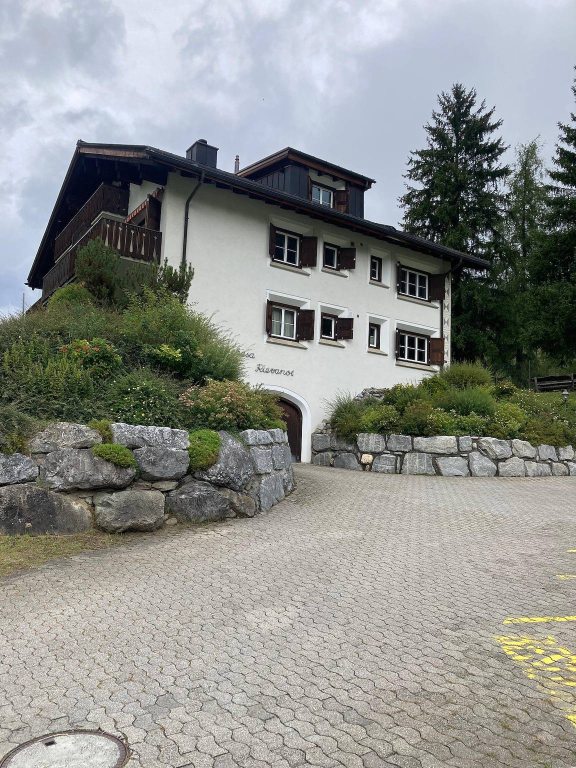 Ganze Ferienwohnung, Chesa Rievanot B3° - 3.5 Zimmer Wohnung, 4 Betten in Bergün, Engadin