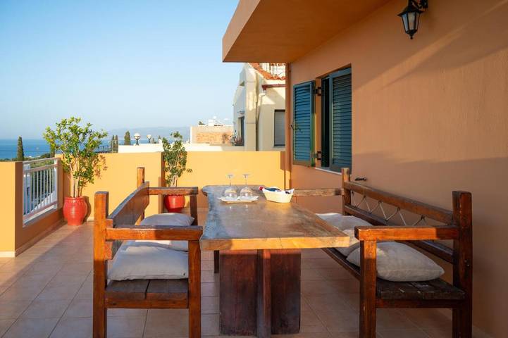 Chambre d’hôte pour 2 personnes, avec vue et terrasse, animaux acceptés à Chersónissos - 3