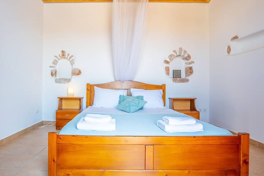 Villa Ioanna for 10 - Allparos Villas in Parasporos, Paros