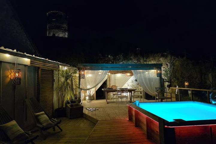 Maison de vacances pour 4 personnes, avec jardin et jacuzzi
