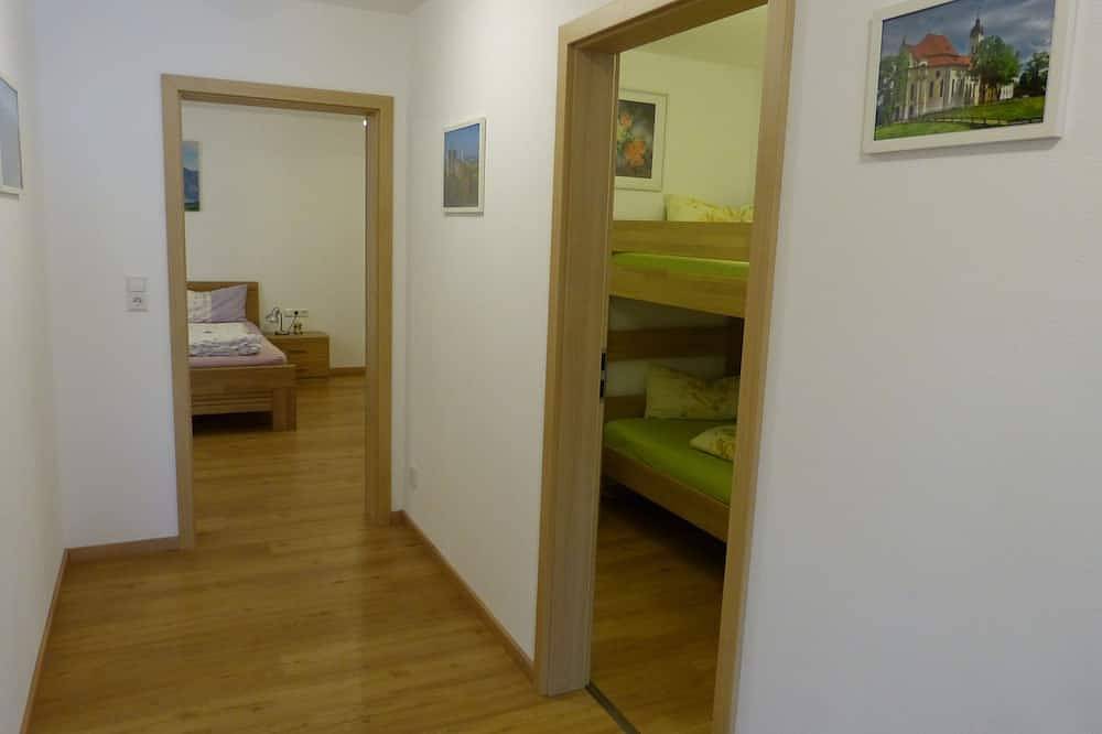 Ganze Wohnung, Fewo Hipp Nr. 1 - 84m² im Eg mit Terrasse und Bergblick in Top Lage in Halblech, Bayerisch Schwaben