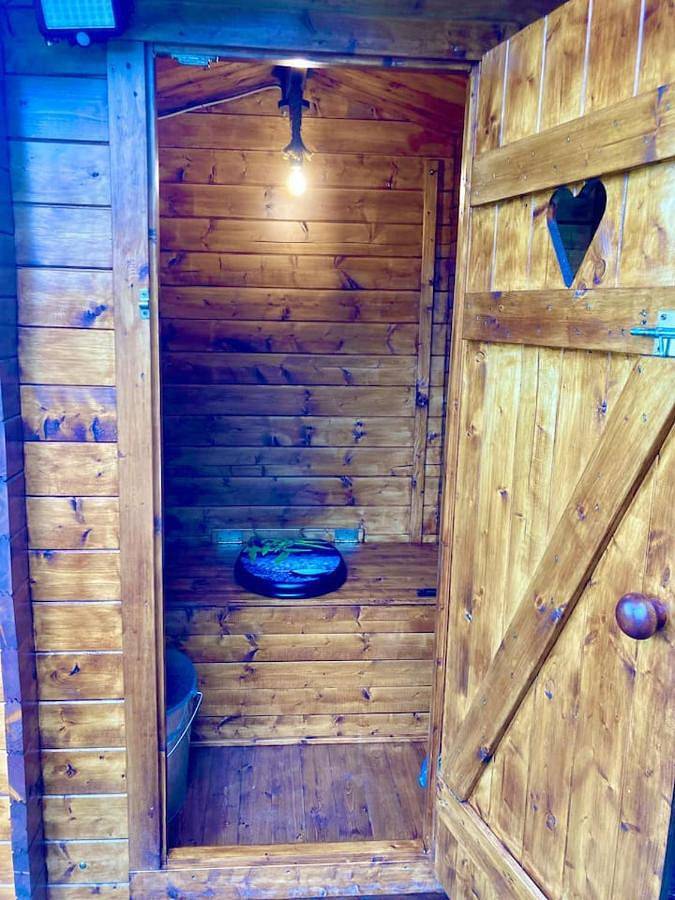 Tente pour 2 personnes, avec terrasse et vue ainsi que jardin et sauna en Ardèche - 2