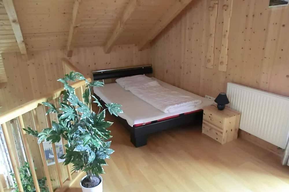 Ferienhaus Waldmünchen Td 50qm bis 4 Pers (8d) Wlan und Erlebnisbadnutzung inkl in Waldmünchen, Ostbayern