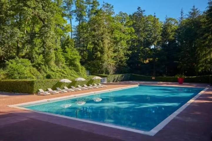 Appartement de vacances pour 5 personnes, avec piscine et terrasse