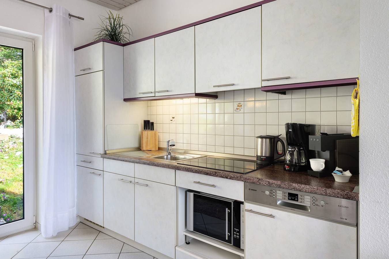 Vakantiehuis 'Häusle' met panoramisch uitzicht, privéterras, overdekt balkon en wifi in Lipburg, Badenweiler