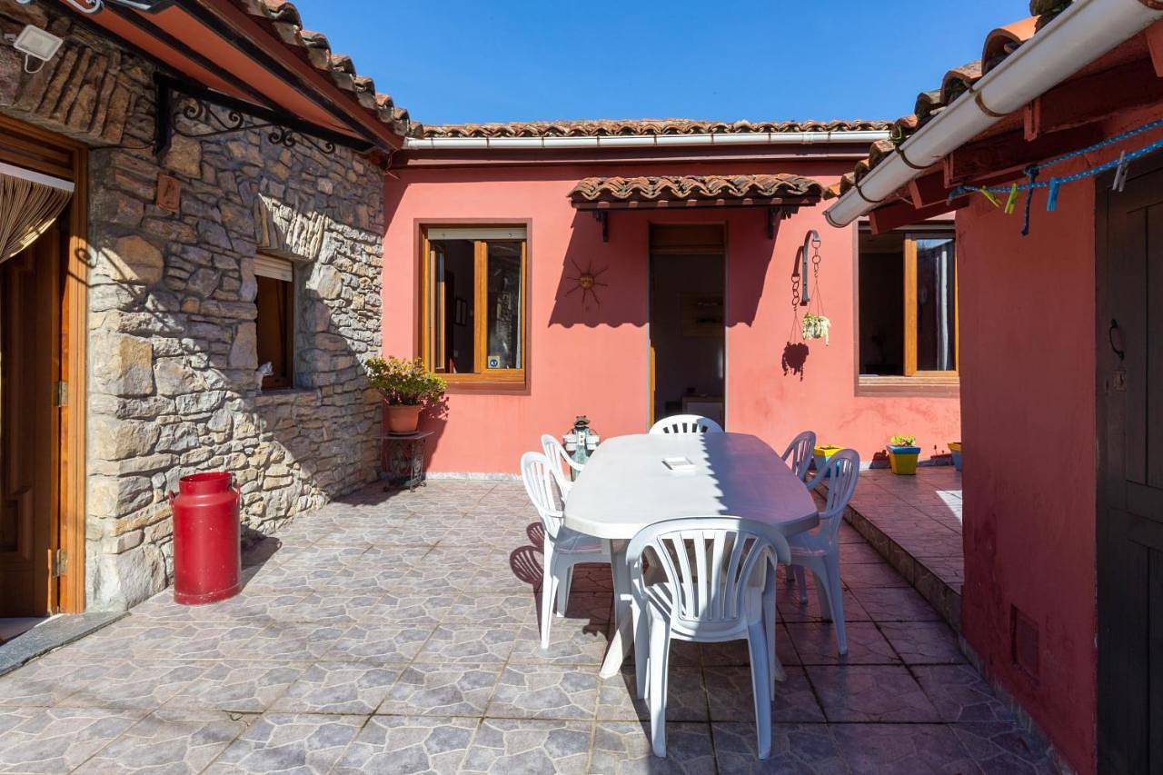 Three-Bedroom House in Gijón, Costa Verde