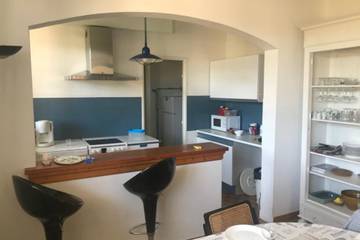 Location De Vacances pour 8 Personnes dans Saint-Cyr-sur-Mer, Région de Toulon, Photo 1