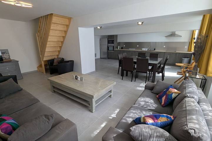Gîte pour 7 personnes, avec Jardin