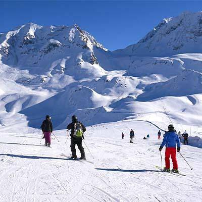 Camping Font Romeu - Chalet 3 piezas 3-5 personas (La Cabane) in Font-Romeu-Odeillo-Via, Parque Natural Regional de los Pirineos Catalanes