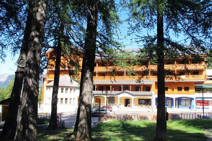 Gîte pour 4 personnes, avec sauna et piscine dans Valberg (Niza) - 2