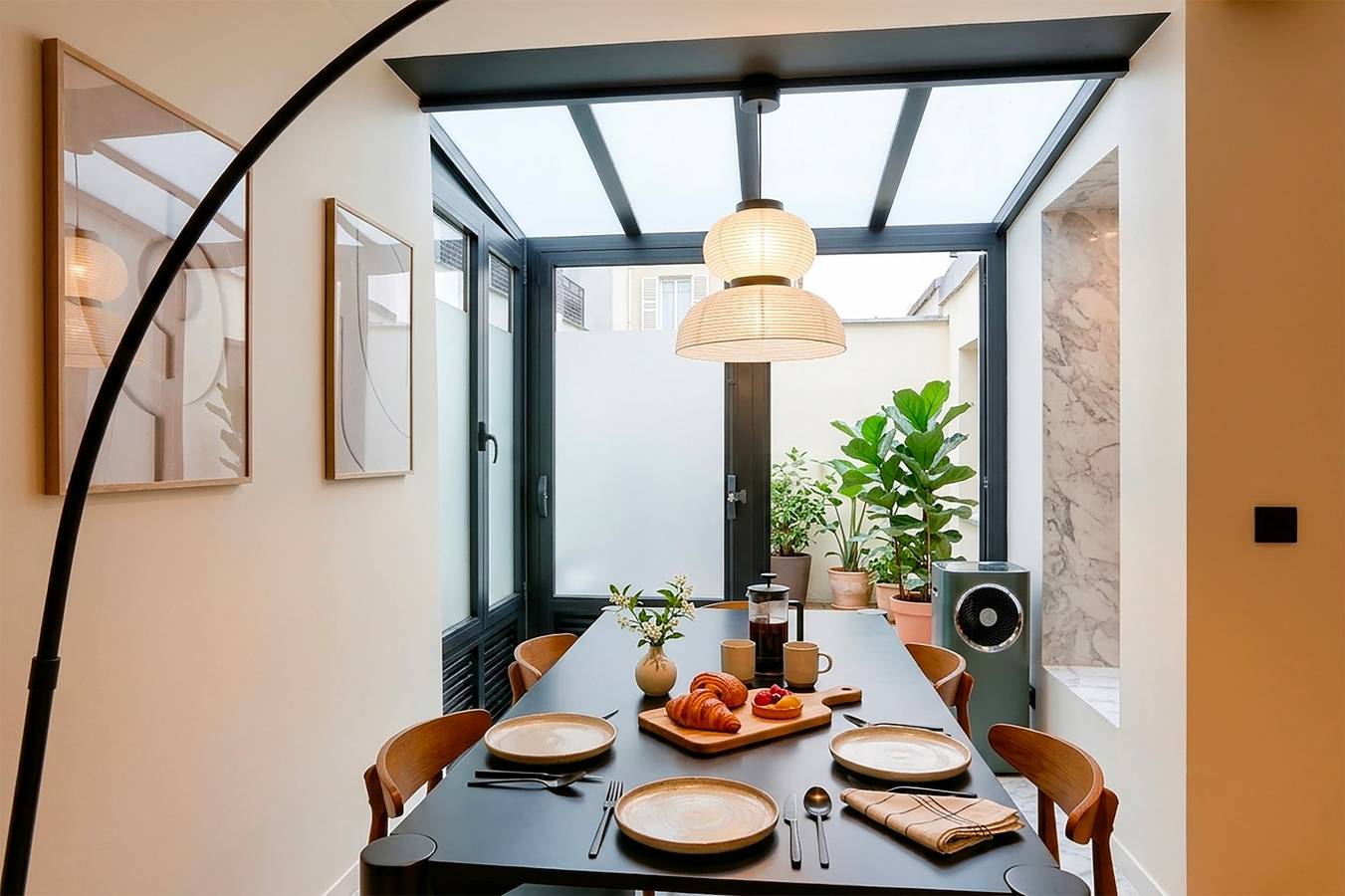 Appartement entier, Urban Flat 170 - Appartement Amelot in Paris, Île de France