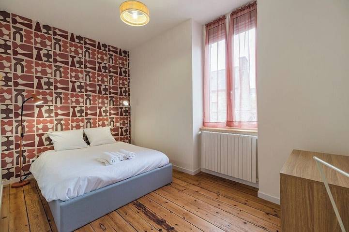 Gîte pour 4 personnes, avec Balcon ainsi que Jacuzzi et Jardin à Guingamp - 3