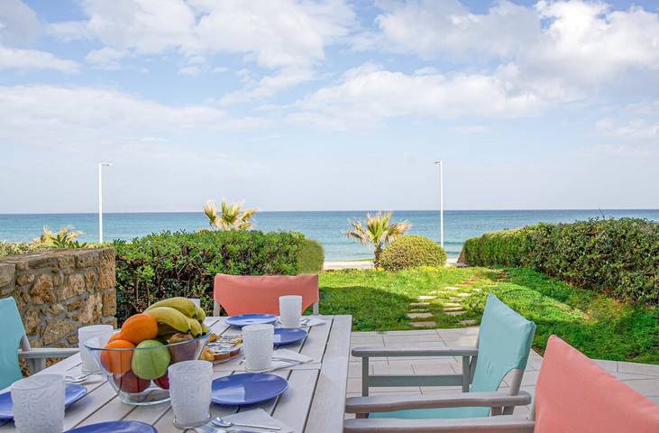 Ferienhaus für 6 Personen, mit Balkon und Terrasse sowie Garten in Gouves
