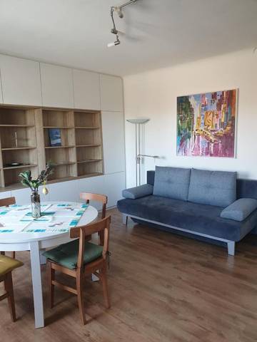 Gîte pour 4 personnes, avec balcon et vue dans Korneubourg