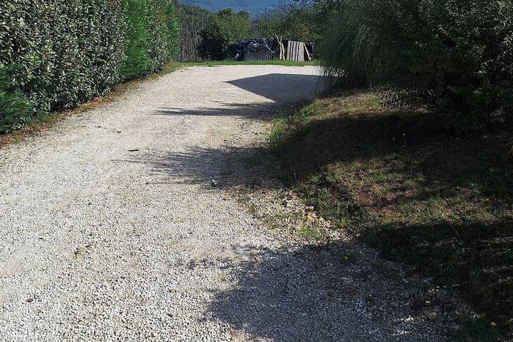 Gîte pour 2 personnes, avec jardin à Groléjac