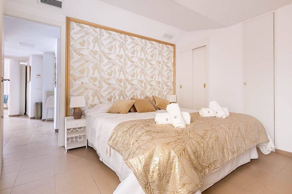 Entire apartment, Goyeneta in Casco Antiguo, Sevilla