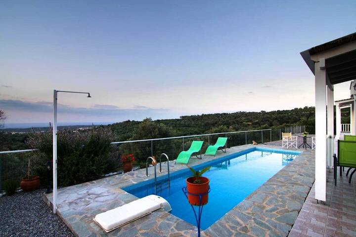 Appartamento vacanze per 5 persone, con giardino e piscina, con animali domestici - 1