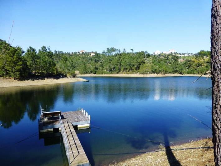 Casa de férias para 9 pessoas, com varanda e vista e ainda vista para o lago and jardim em Tomar