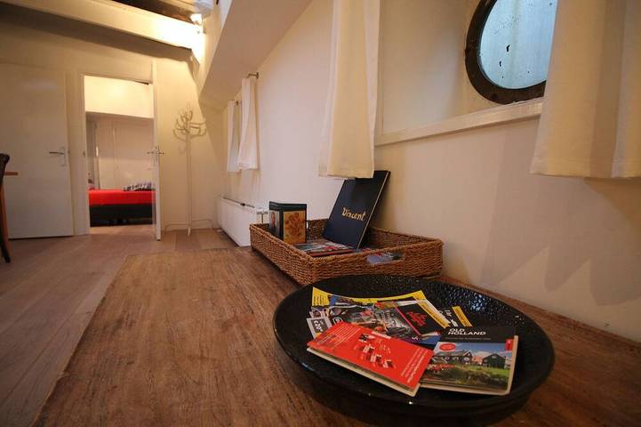 Hausboot-Wohnung Amsterdam Zentrum in Holländische Küste
