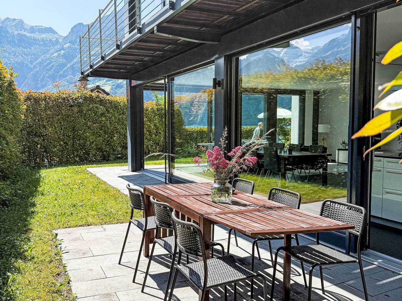 Villa am See 1 / Beach House in Vierwaldstättersee (UR), Vierwaldstättersee