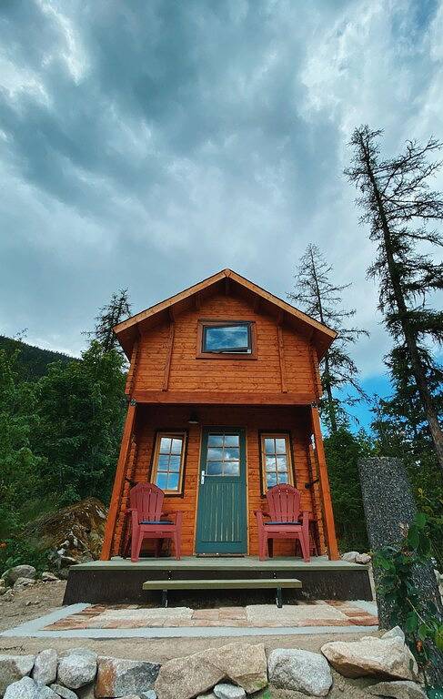 Discover Boho Bungalow: Peaceful and Relaxing Cabin with Breathtaking Views! in Whitewater Ski Resort