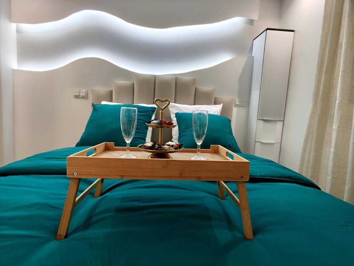 Appartement entier, Studio haut standing climatisé avec parking privé in Bron, Lyon et ses environs