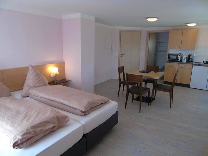 Ferienhaus für 2 Personen, mit Terrasse und Garten in Bretzfeld